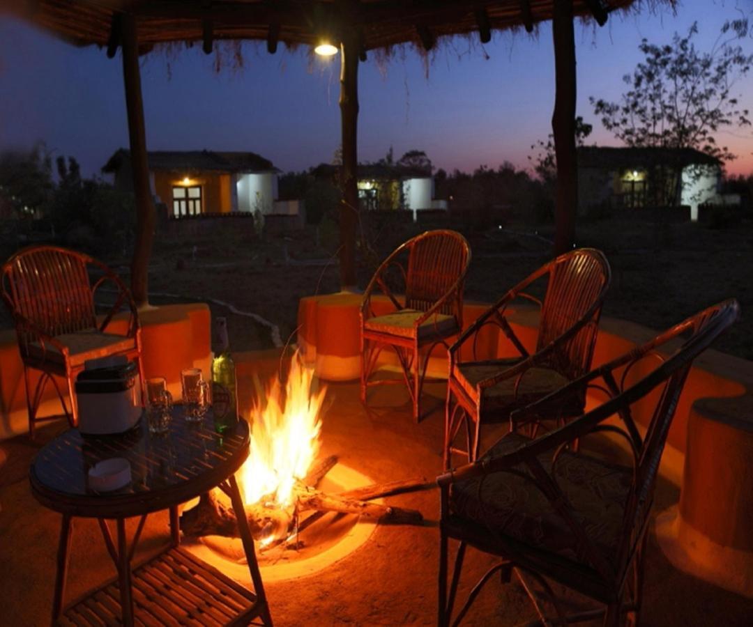 Kanha Village Eco Resort Εξωτερικό φωτογραφία